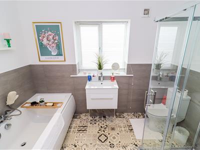 HOUSE BATHROOM